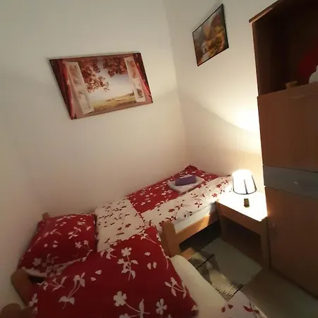 Lela * Vrsac