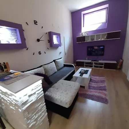 Lela * Vrsac